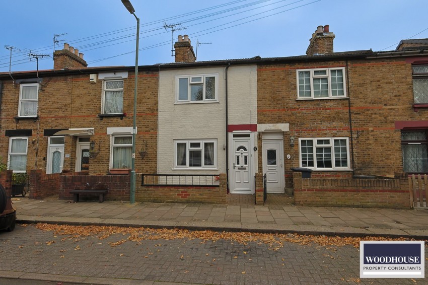 Images for Queens Road, Waltham Cross, Hertfordshire EAID:3131305421 BID:11055924