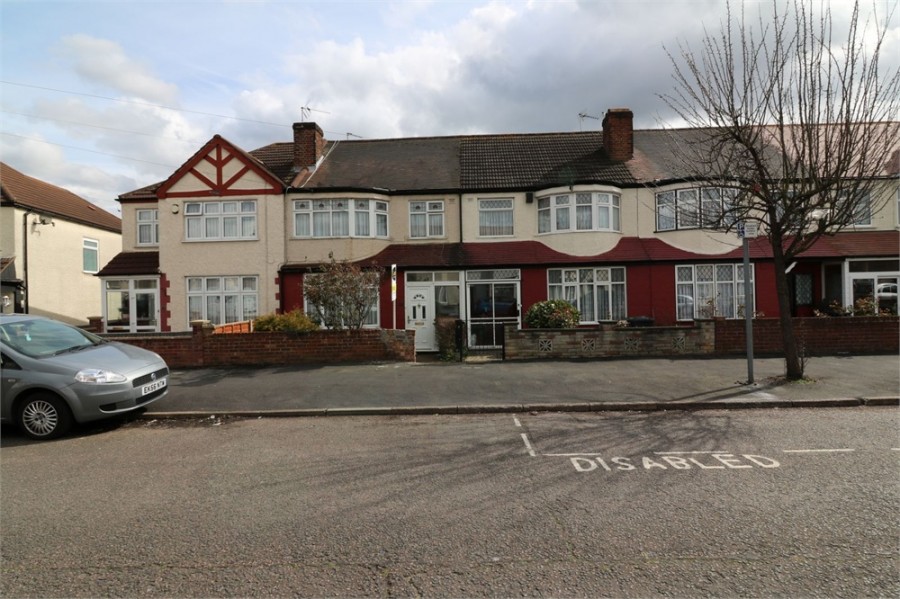 Images for Abbey Road, Waltham Cross, Hertfordshire EAID:3131305421 BID:11055924