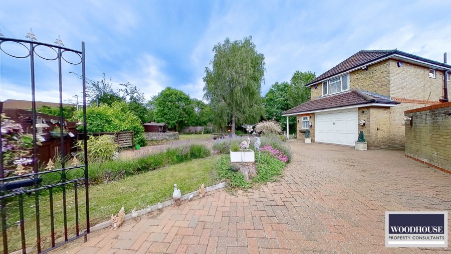 Images for Southbrook Drive, Cheshunt, Hertfordshire EAID:3131305421 BID:11055924