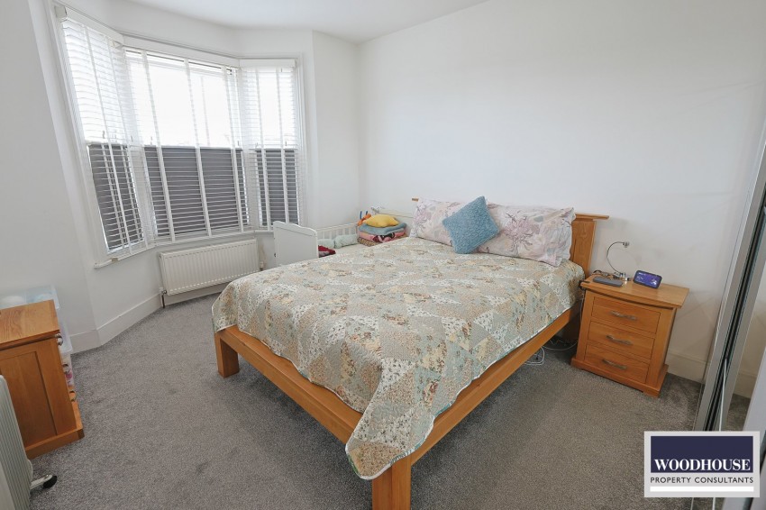 Images for Trinity Lane, Waltham Cross, Hertfordshire EAID:3131305421 BID:11055924