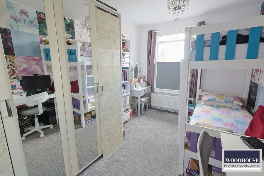 Images for Trinity Lane, Waltham Cross, Hertfordshire EAID:3131305421 BID:11055924