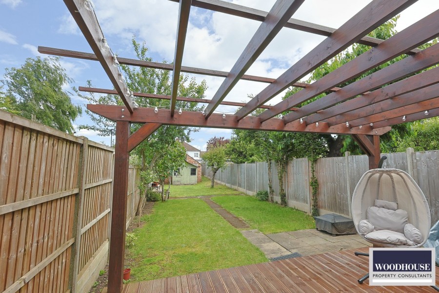 Images for Trinity Lane, Waltham Cross, Hertfordshire EAID:3131305421 BID:11055924