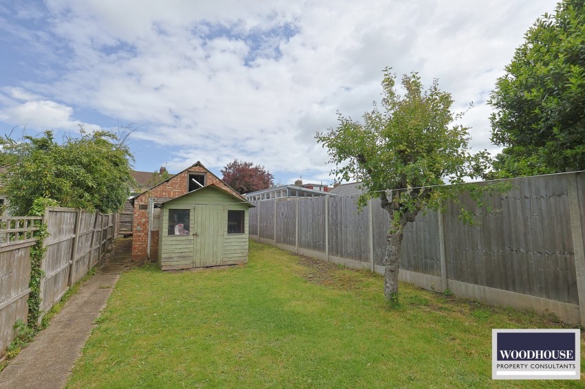 Images for Trinity Lane, Waltham Cross, Hertfordshire EAID:3131305421 BID:11055924