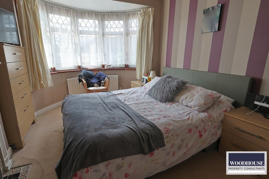 Images for Seaforth Drive, Waltham Cross, Hertfordshire EAID:3131305421 BID:11055924