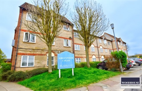 Parkside, Waltham Cross, Hertfordshire