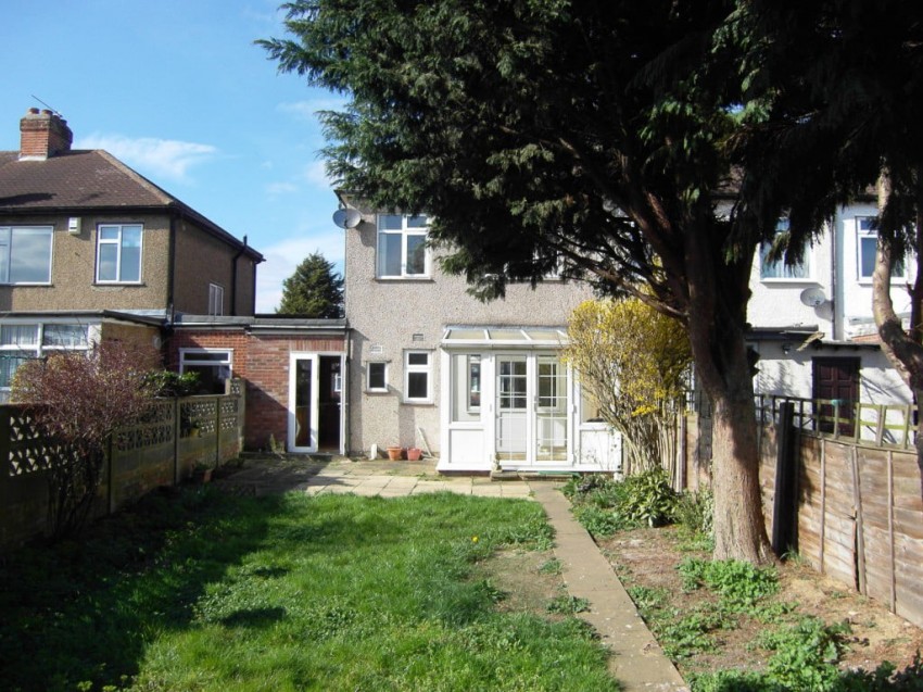 Images for Northfield Road, Waltham Cross, Hertfordshire EAID:3131305421 BID:11055924