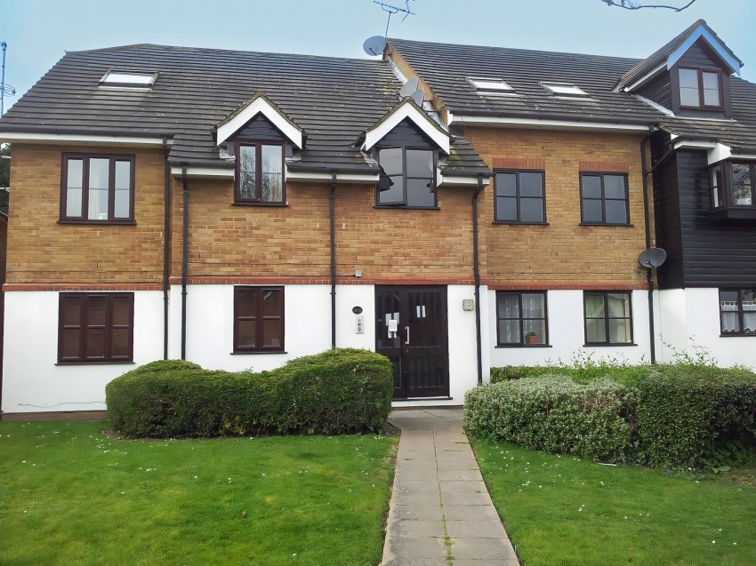 Images for Kelman Close, Waltham Cross, Hertfordshire EAID:3131305421 BID:11055924