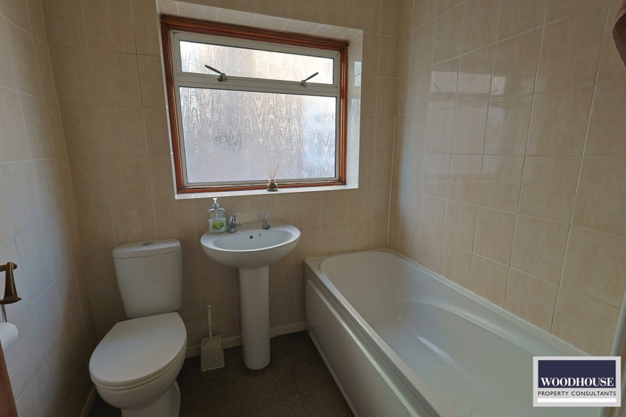 Images for Eastfield Road, Waltham Cross, Hertfordshire EAID:3131305421 BID:11055924