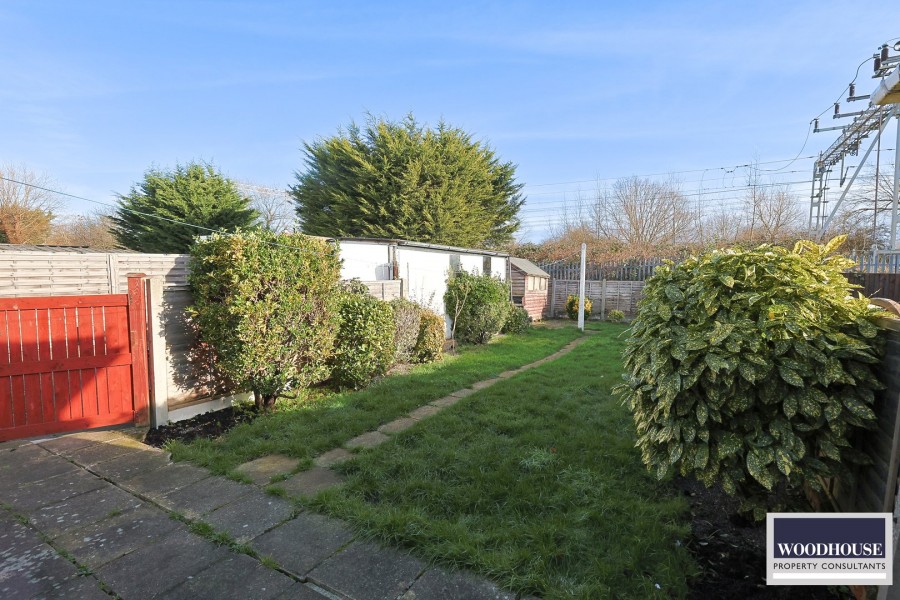 Images for Eastfield Road, Waltham Cross, Hertfordshire EAID:3131305421 BID:11055924