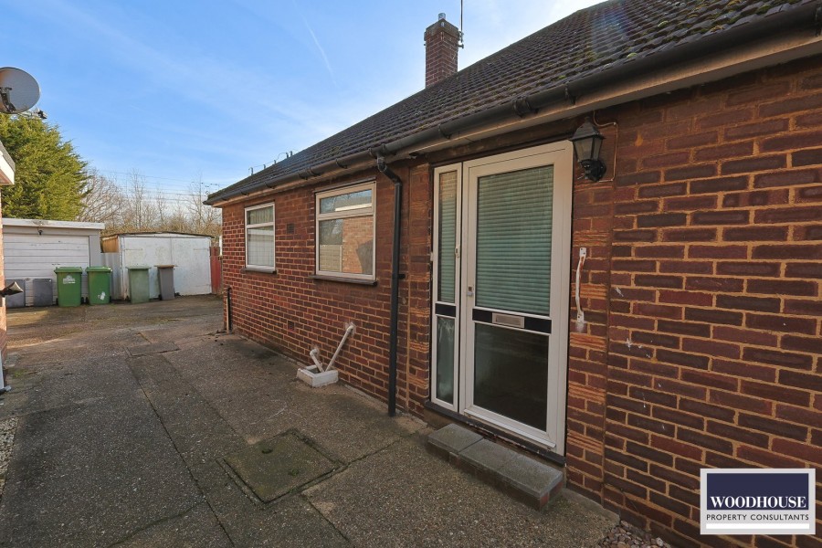 Images for Eastfield Road, Waltham Cross, Hertfordshire EAID:3131305421 BID:11055924