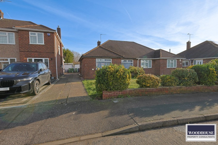 Images for Eastfield Road, Waltham Cross, Hertfordshire EAID:3131305421 BID:11055924