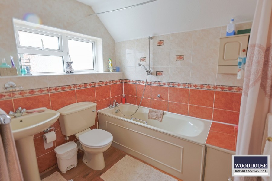 Images for Stains Close, Cheshunt, Hertfordshire EAID:3131305421 BID:11055924